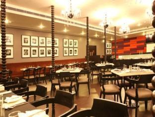 The Kay Hotel Vijayawāda Extérieur photo